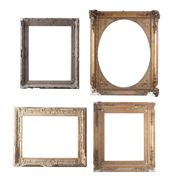 Quattro cornici in legno diverse