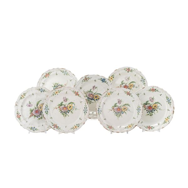 Sette piatti. Probabilmente Imola, Società Cooperativa Ceramica, XX secolo.