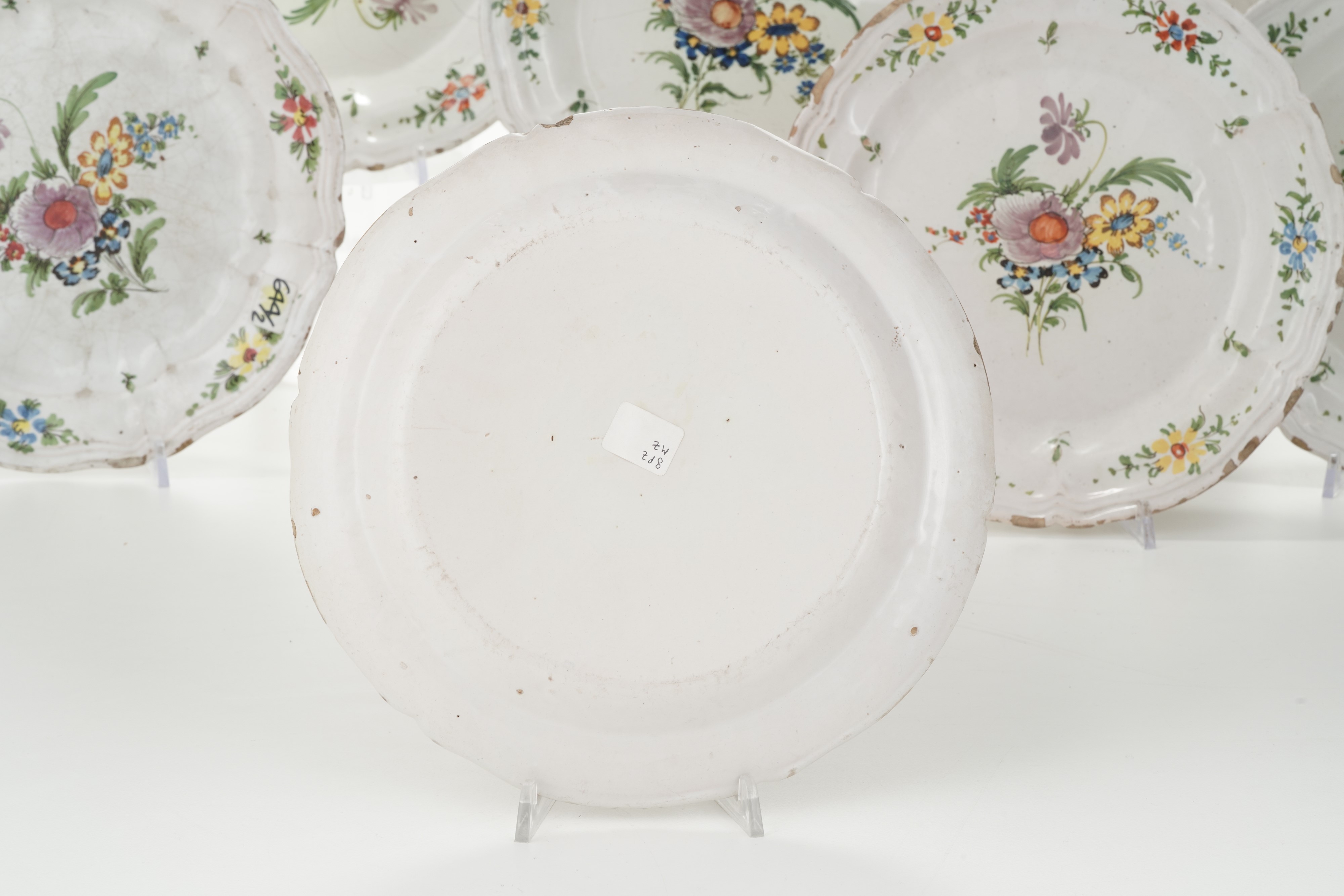Sette Piatti. Probabilmente Imola, Società Cooperativa Ceramica, XX Secolo.