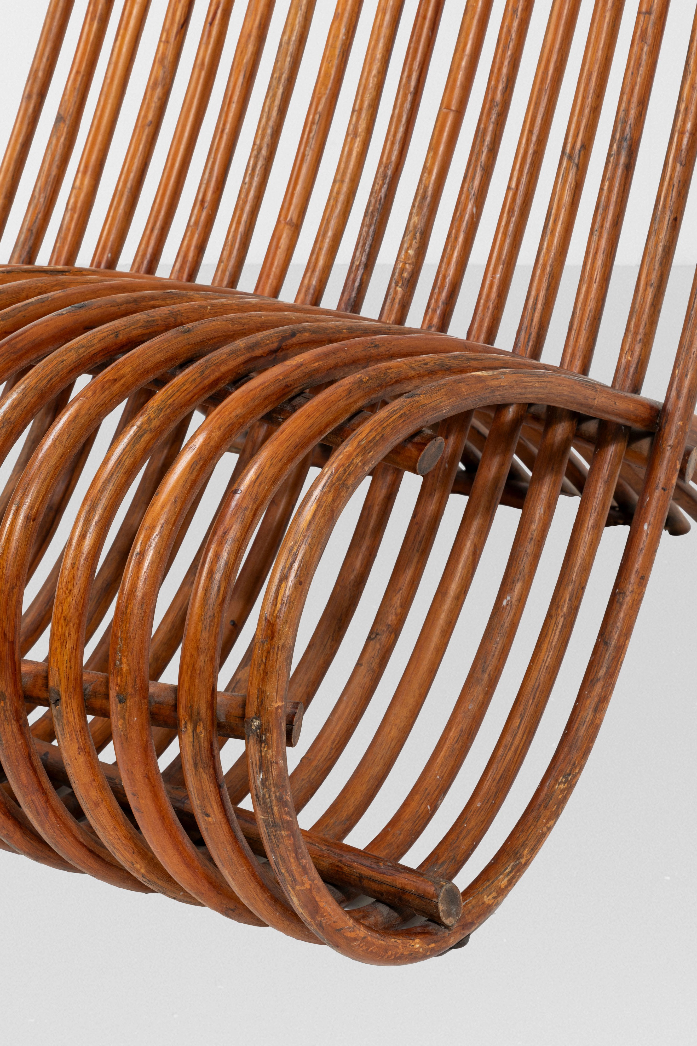 Produzione circa 1970, Due poltrone in bambù curvato