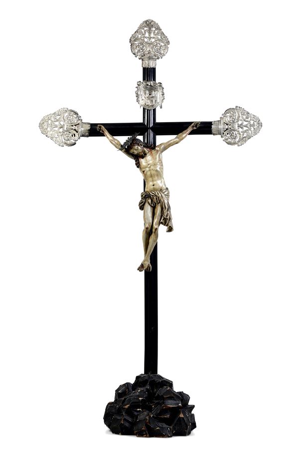 Imponente croce da meditazione. Arte genovese del XVIII-XIX secolo