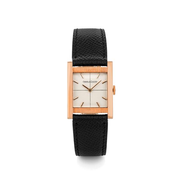 Jaeger-LeCoultre - Tank Carrè in 18k rose gold, silvered dial with sectors, manual winding, circa 1940