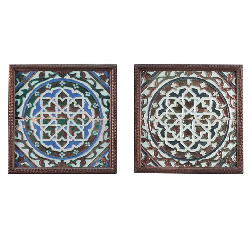 Coppia di mattonelle in maiolica  - Asta Antiquariato - Cambi Casa d'Aste