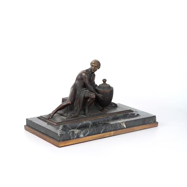 Calamaio in bronzo patinato. Fine XIX-inizi XX secolo