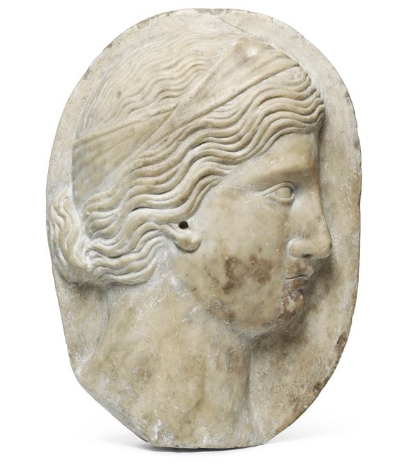 Clipeo con profilo femminile. Arte federiciana, Italia, XIII secolo