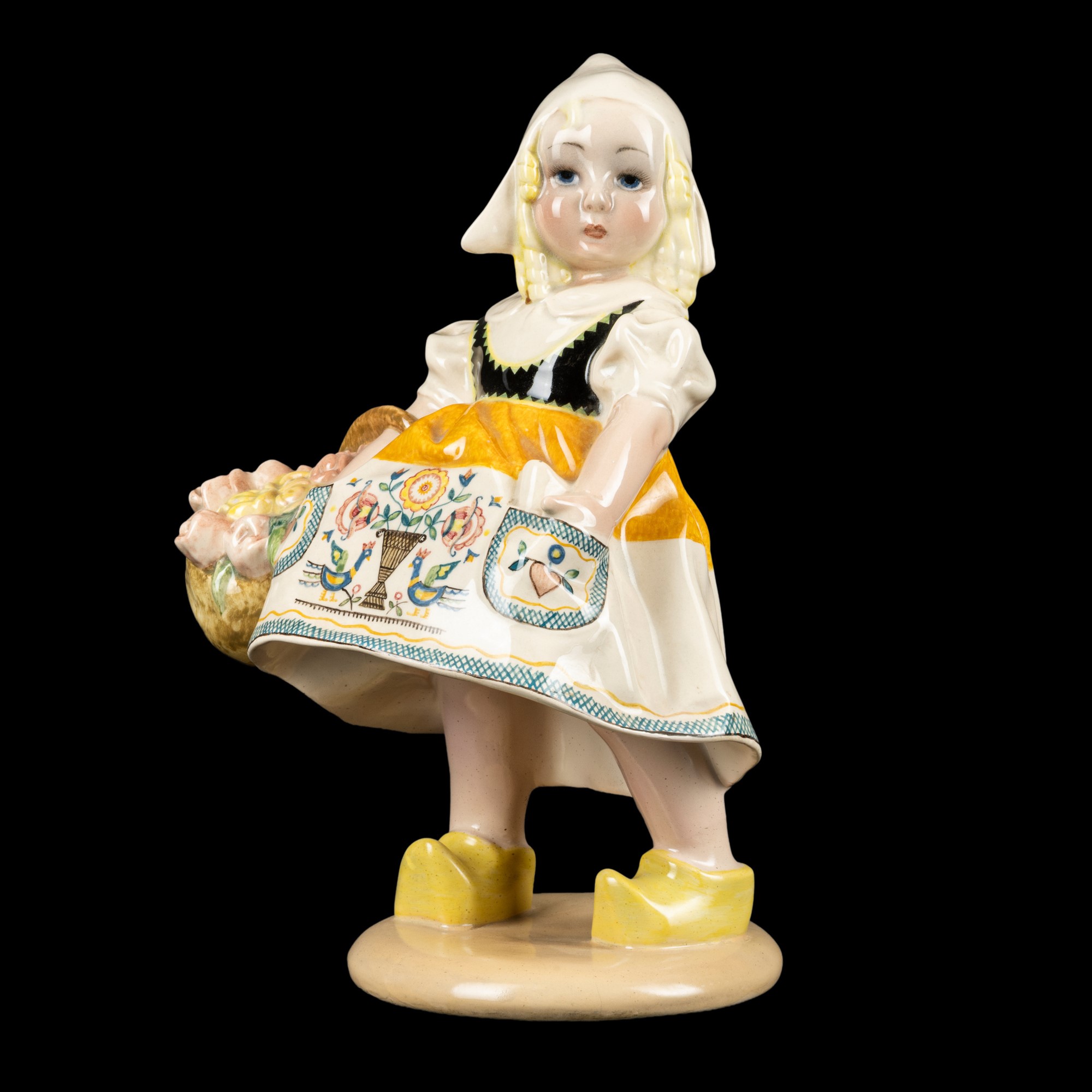Sandro Vacchetti - Essevi, Torino, bambina con cesto di tulipani (olandesina) in terraglia policr...