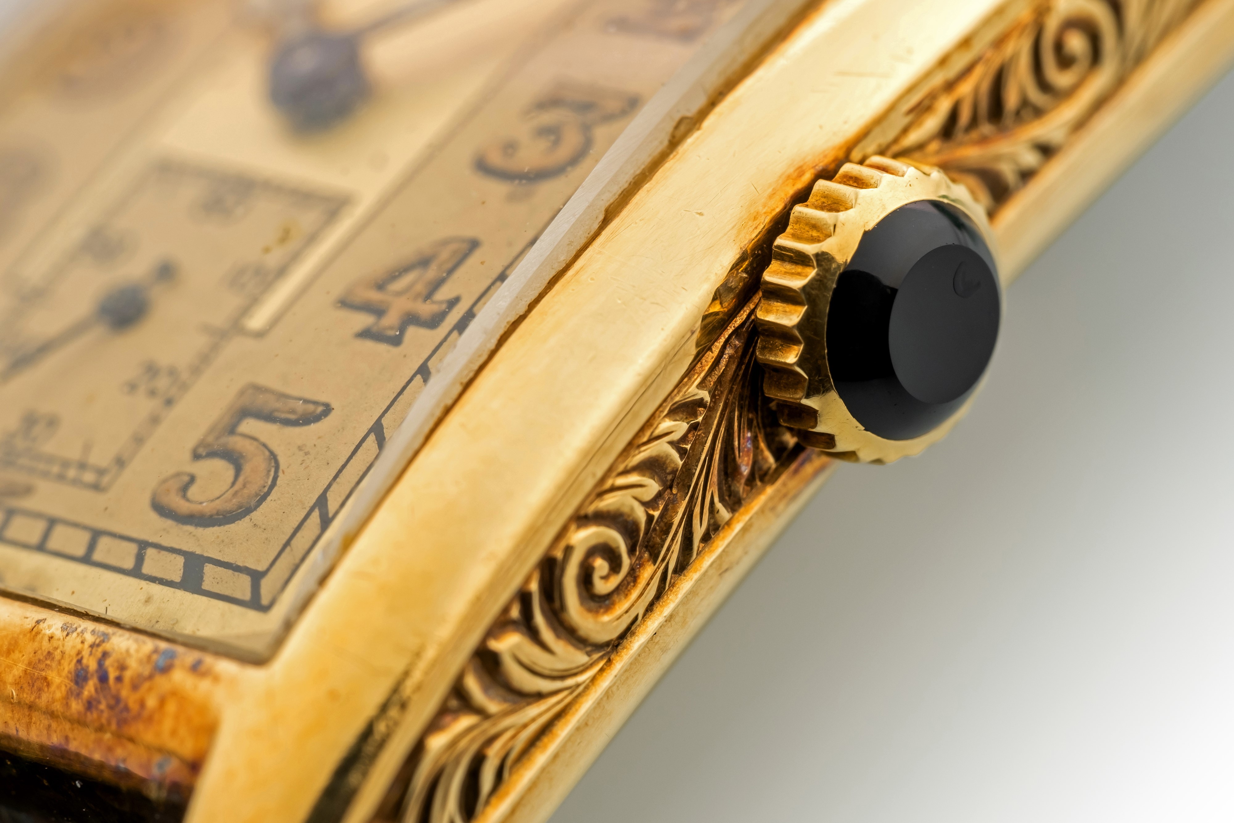 Longines - Art Decò in Oro Giallo 14k, Quadrante Due Toni, Carica Manuale, Circa 1928