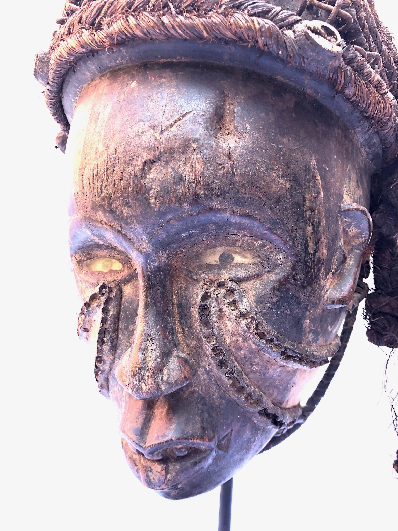 Cultura Africana. Grande Maschera Polimaterica Vecchia Manifattura del XX Secolo