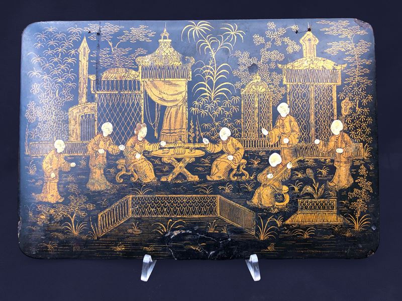 PANNELLO DIPINTO CON SCENA DI CONVIVIO, GIAPPONE XIX-XX SECOLO  - Auction Art and Trouvailles. Over 200 free-bid lots - Cambi Casa d'Aste