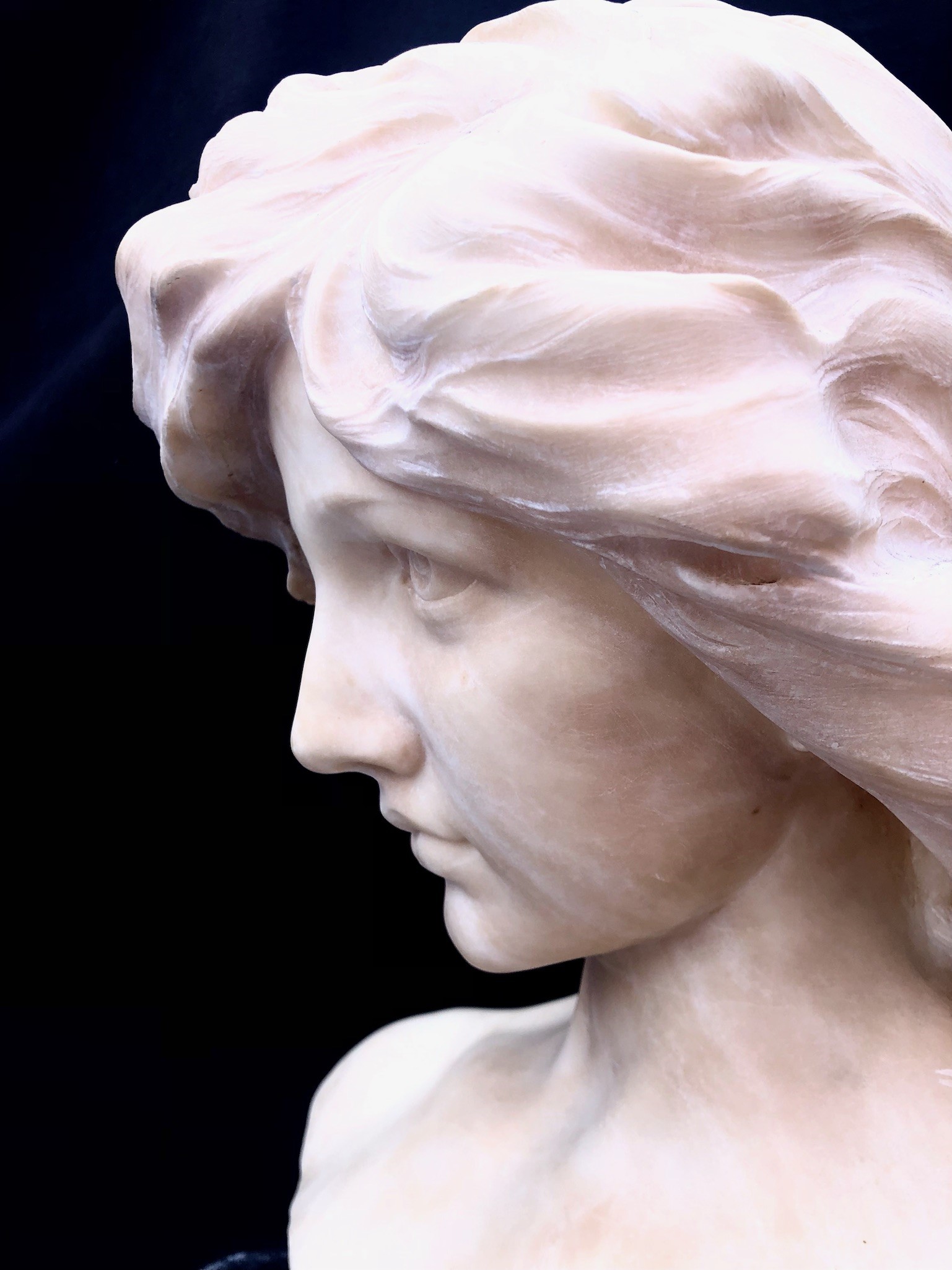 Emilio Fiaschi (1858-1941), Busto di Fanciulla, Scultura in Alabastro, Inizio XX Secolo