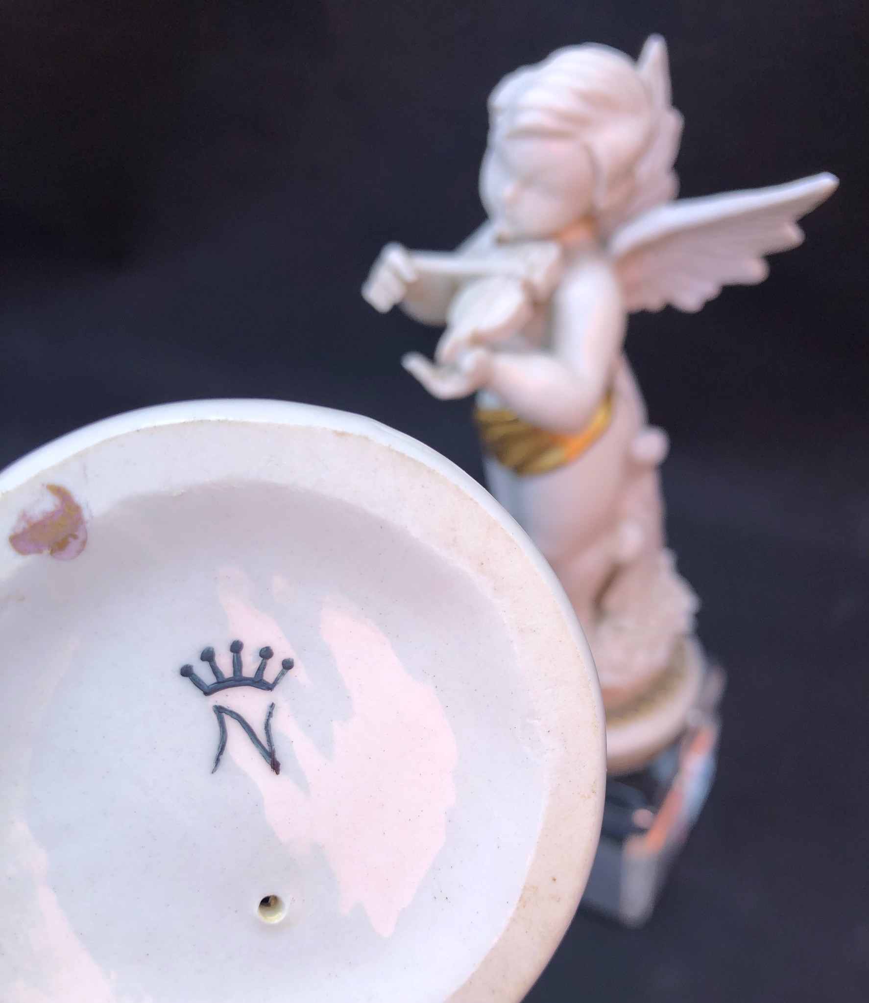 Coppia di Angioletti Musicanti, Capodimonte,