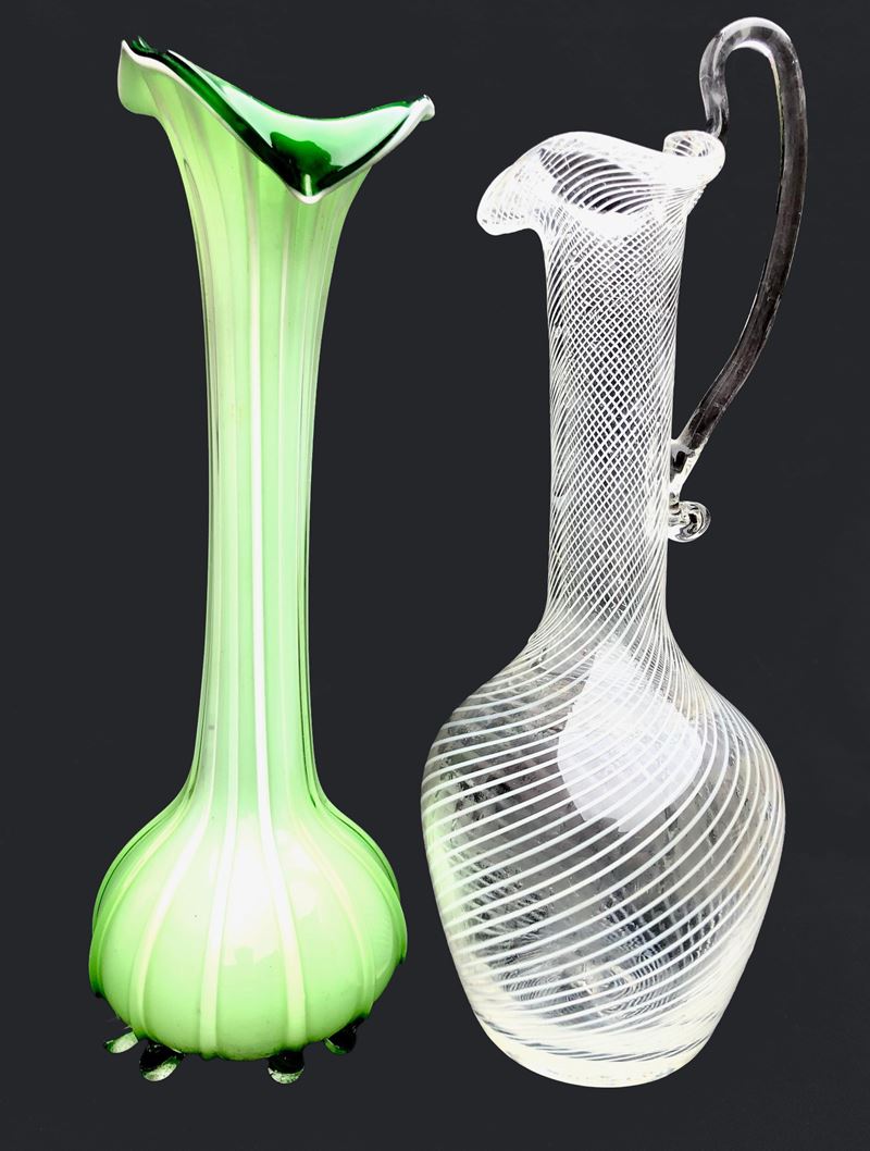 2 VASI IN VETRO SOFFIATO, XX SECOLO  - Asta Art & Trouvailles. Oltre 200 lotti ad offerta libera - Cambi Casa d'Aste