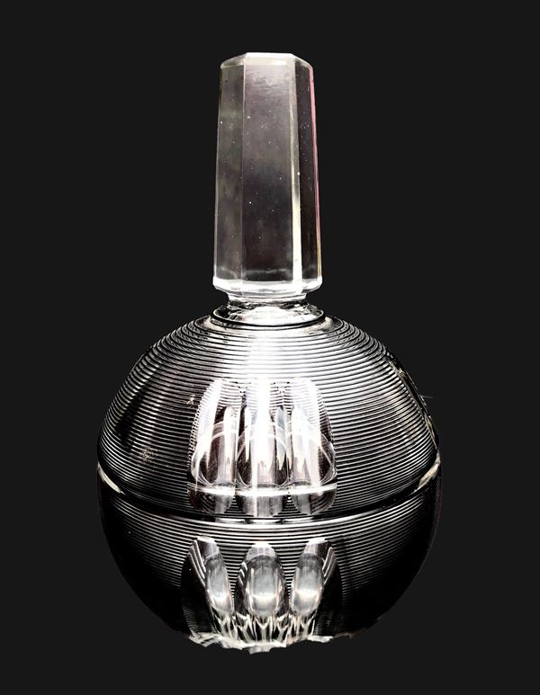 BOTTIGLIA IN CRISTALLO MOLATO PRIMA METÁ XX SECOLO