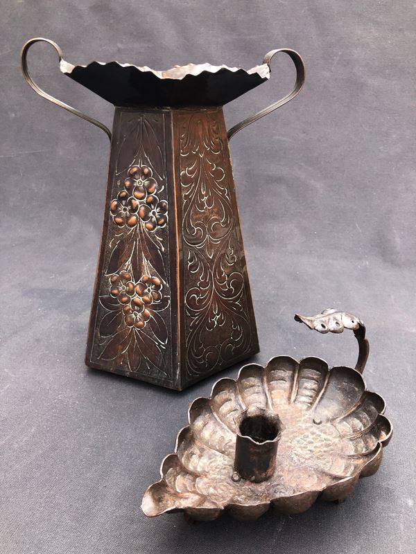 UN RAME SBALZATO E UN FERRO FORGIATO, INIZIO XX SECOLO