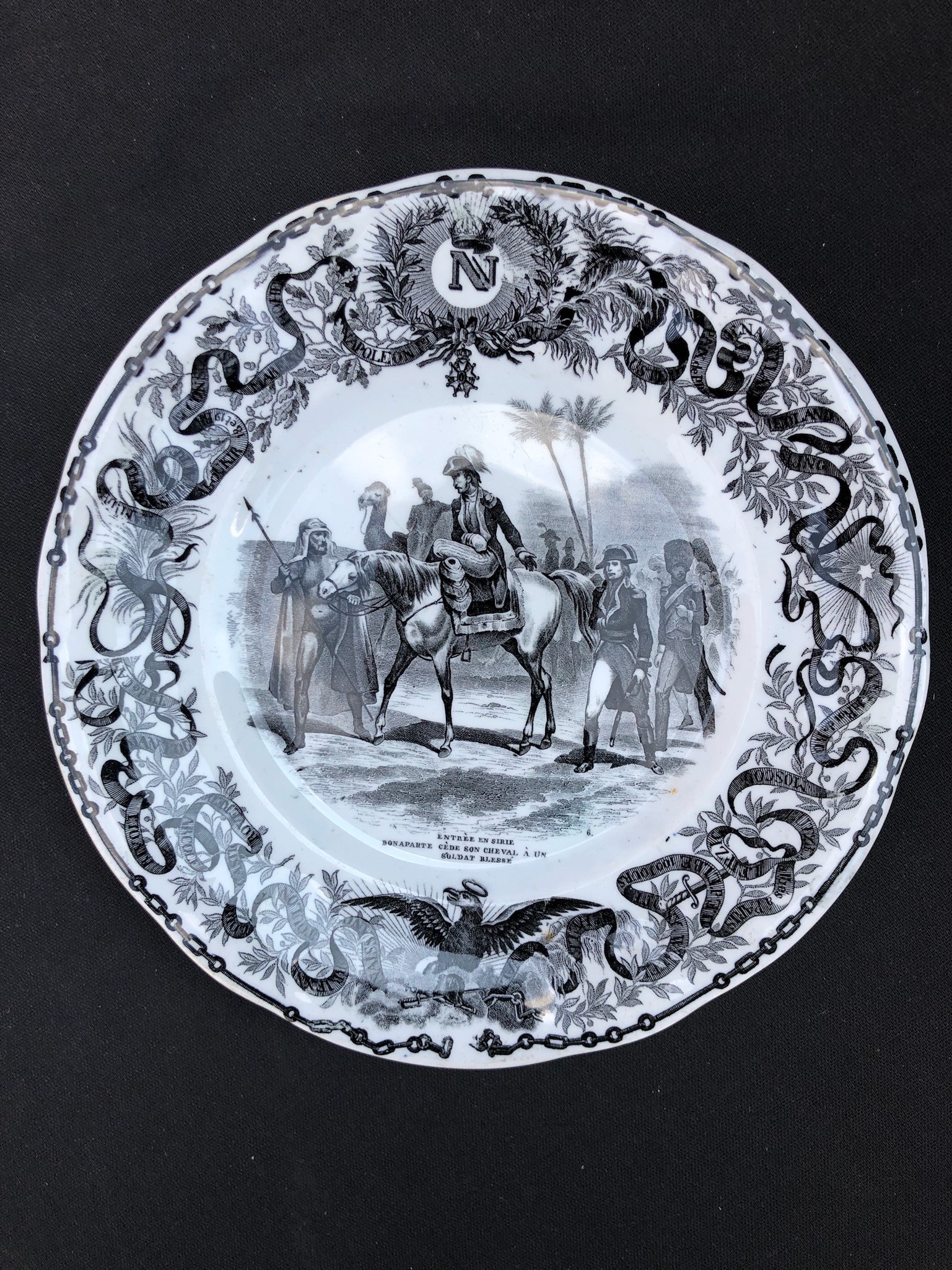 Napoleonica. Serie di 6 Piatti con Episodi della Vita Dell’imperatore, Francia, XIX Secolo