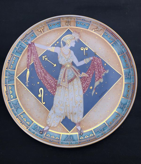 LIMOGES 2 PIATTI CO I SEGNI DEL FUOCO E DELL’ARIA, FIRMATI, diametro cm 25