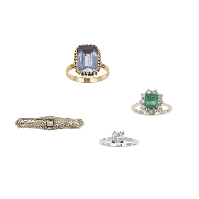 Three diamond and gem set rings and diamond brooch  - Auction Jewels - Cambi Casa d'Aste