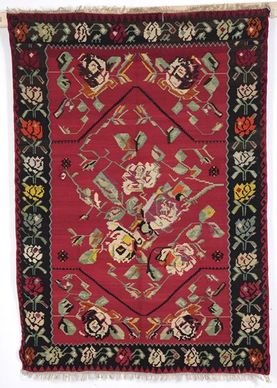 Kilim Karabagh, Caucaso Inizio XX Secolo Fondo Rosso con Rose