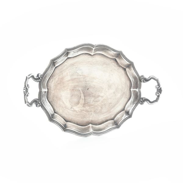 Vassoio biansato. Argenteria italiana della prima metà del XX secolo, bollo dell'argentiere consunto