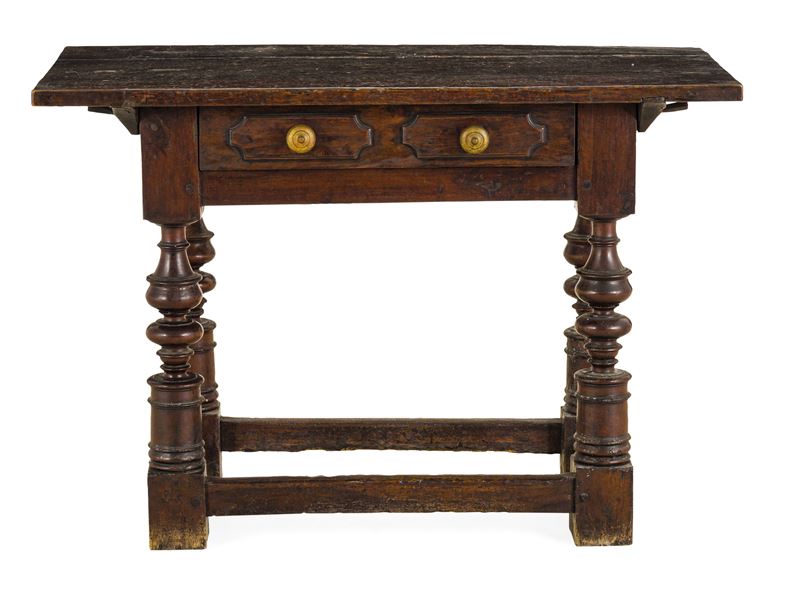 Tavolo in noce. Bologna, XVII secolo  - Auction Italian Residences - Cambi Casa d'Aste