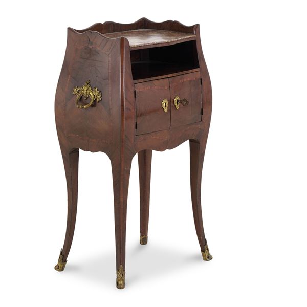 Comodino lastronato e filettato. Genova, XVIII-XIX secolo