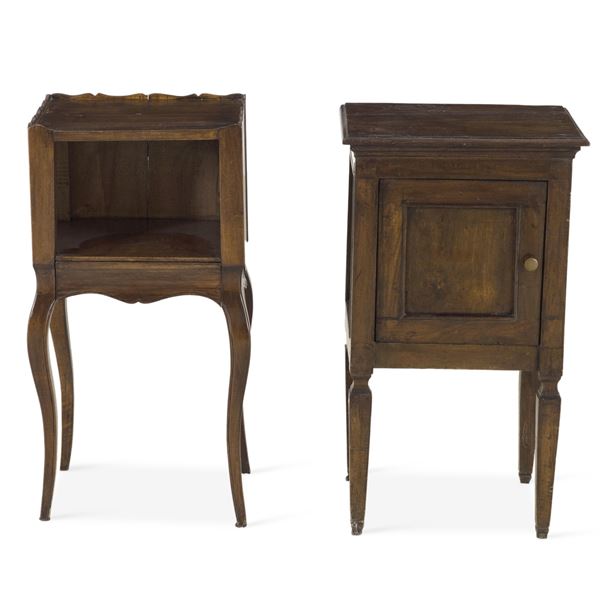 Due comodini in legno. XIX secolo