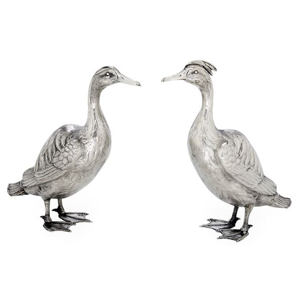 Manifattura europea (probabilmente Spagna) XX secolo Coppia di anatre