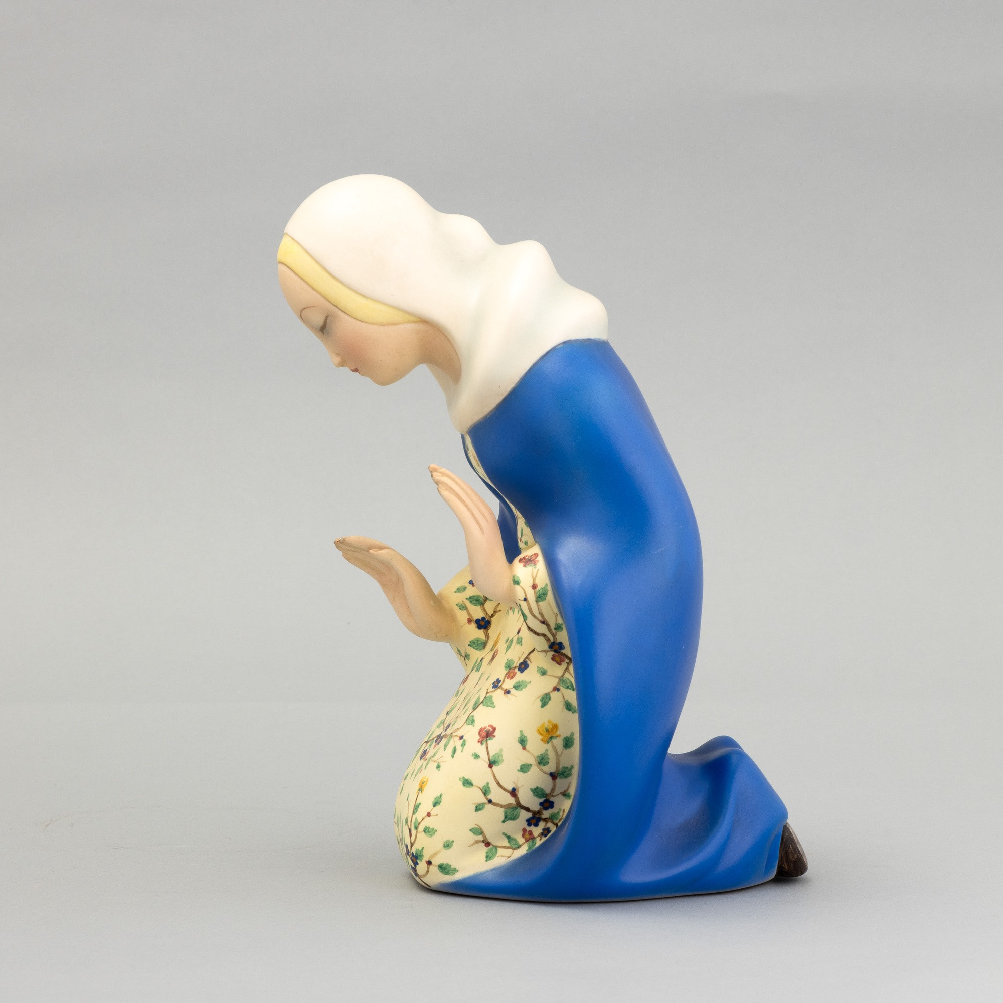 Paola Bologna - Figura di Madonna in preghiera (Lenci, Torino, ca. 1936) in terraglia a colaggio