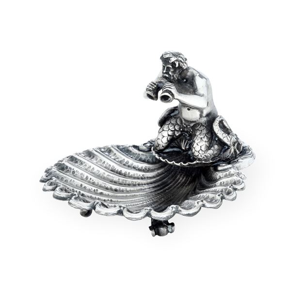 Argenteria artistica italiana, prima metà del XX secolo Saliera con figura di tritone su conchiglia