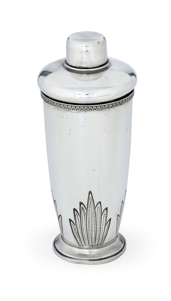 Shaker. Argenteria milanese del XX secolo. Argentiere Gastone Cappello