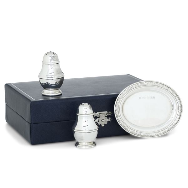 Set di saliera e pepiera, Inghilterra, XX secolo 