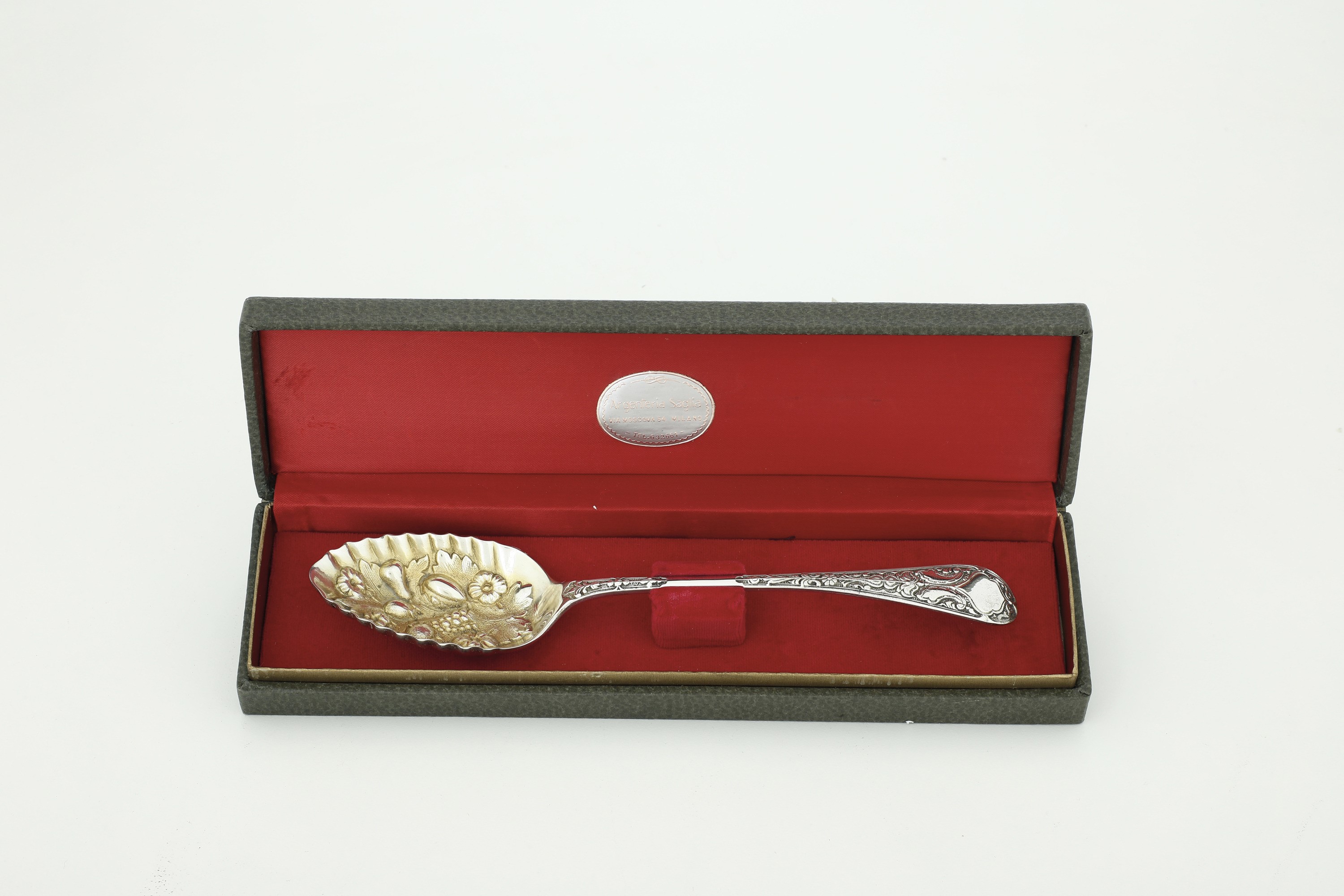 Argenteria italiana, Cucchiaio in argento 925 fuso e sagomato (XXI secolo)