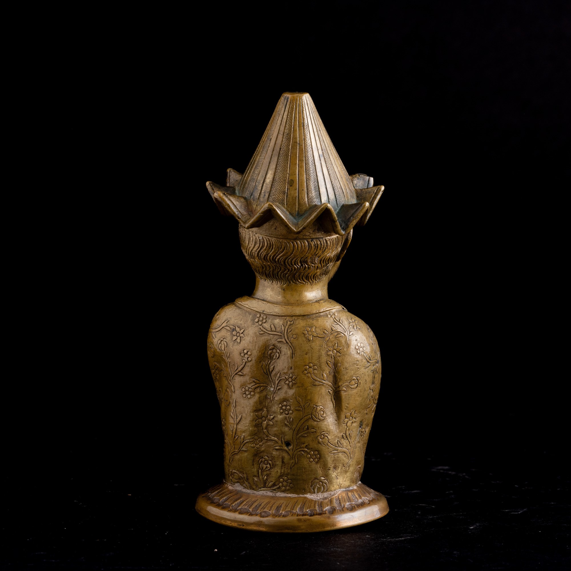 Figura di personaggio maschile, bronzo, India, XX secolo
