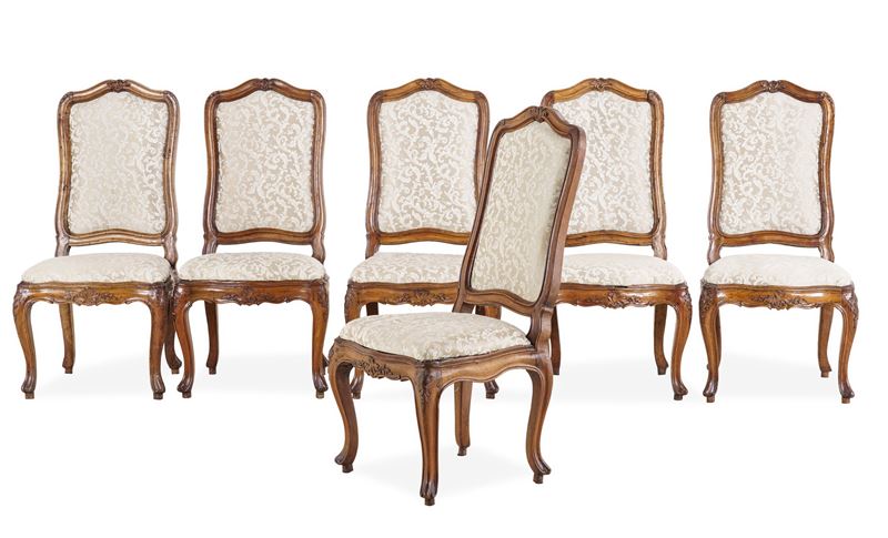 Gruppo di sei sedie in legno intagliato. XVIII secolo  - Auction Italian Residences - Cambi Casa d'Aste
