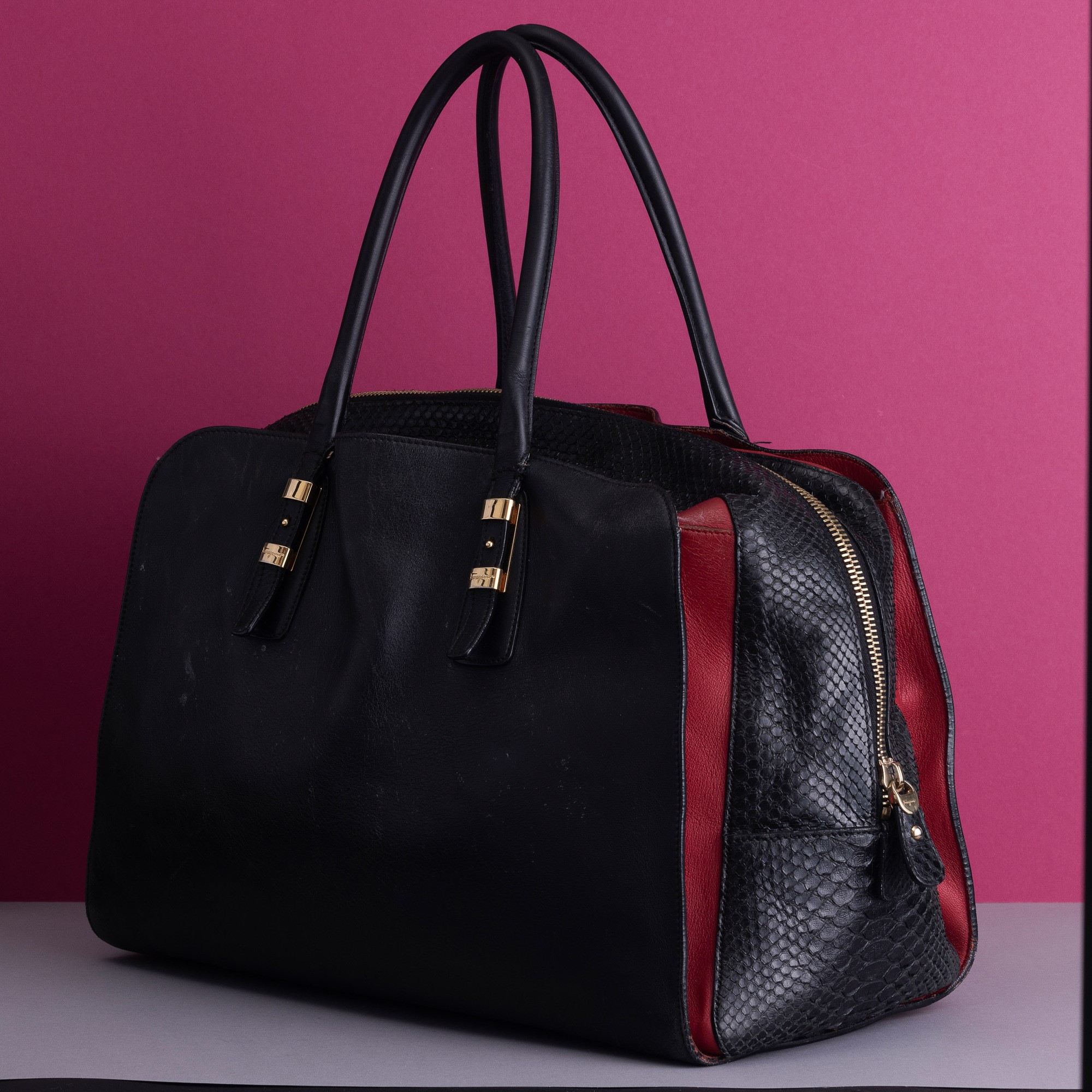 Salvatore Ferragamo Maxi Borsa