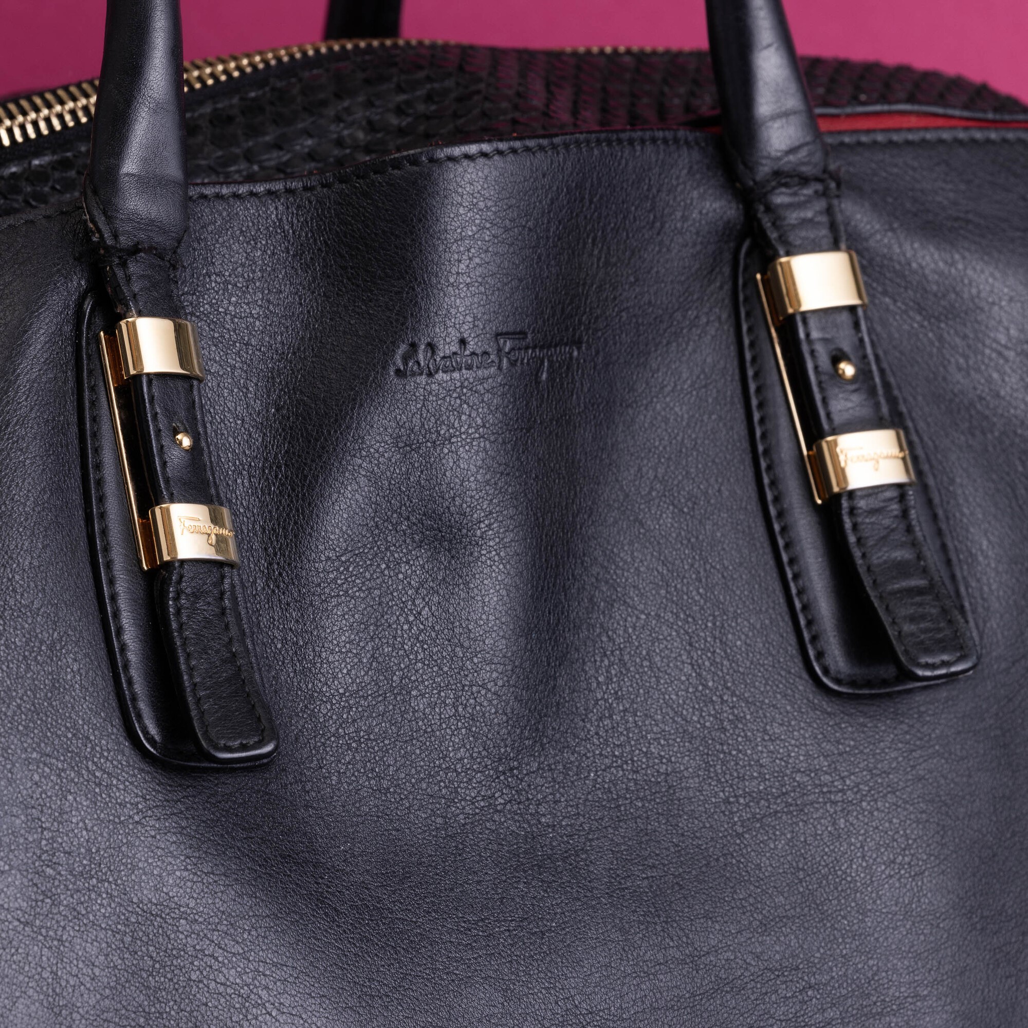 Salvatore Ferragamo Maxi Borsa