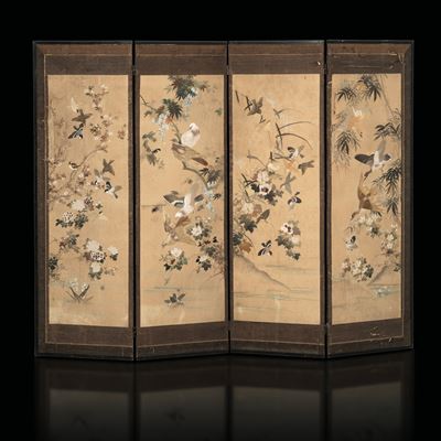 Paravento in Legno a Quattro Ante con Recami su Seta a Soggetto Naturalistico, Cina, Dinastia Qin...