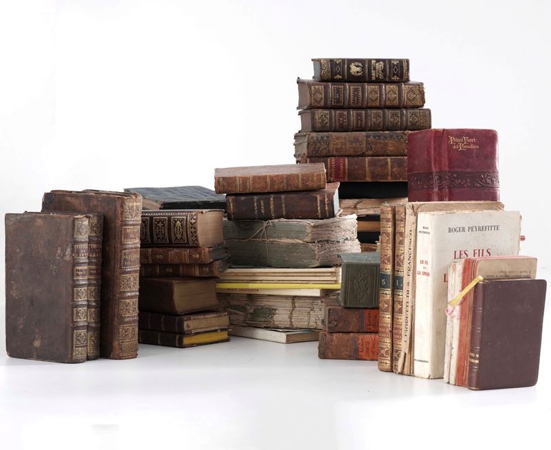 Lotto di quantità di edizioni dal XVIII al XX secolo  - Asta Libri antichi e rari sotto l'ombrellone - Cambi Casa d'Aste