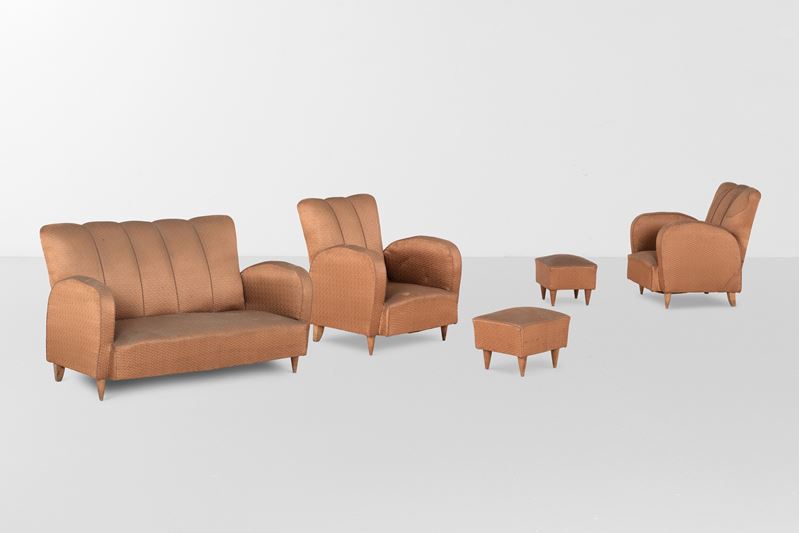 Divano, due poltrone e due pouf  - Auction Design Lab - Cambi Casa d'Aste