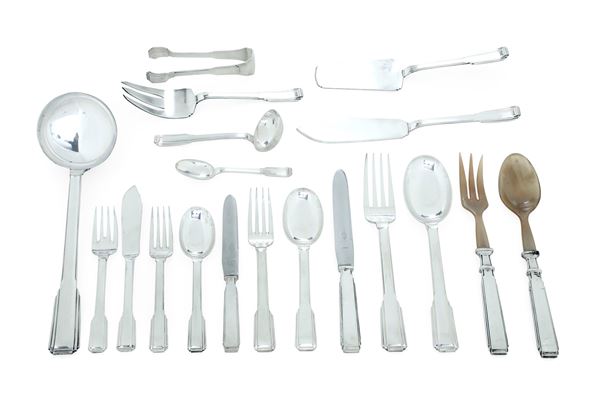 Servizio di posate. Argenteria italiana del XX secolo, marchio con fascio littorio in uso dal 1935 al 1945, argentiere Ricci & C. Alessandria