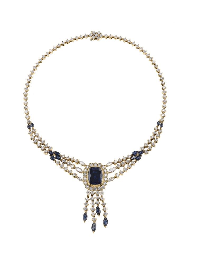 Diamond and sapphire neacklace. Signed Damiani  - Auction Fine Jewellery - Cambi Casa d'Aste