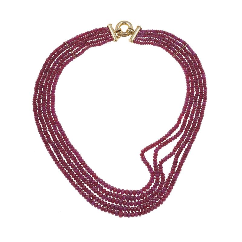 Collana a più fili di rubini  - Asta Gioielli - Cambi Casa d'Aste