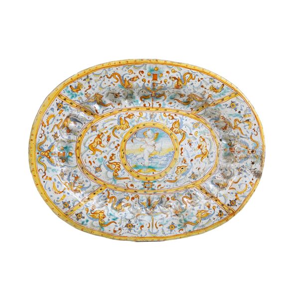 Piatto ovale. Deruta, prima metà del XVII secolo.