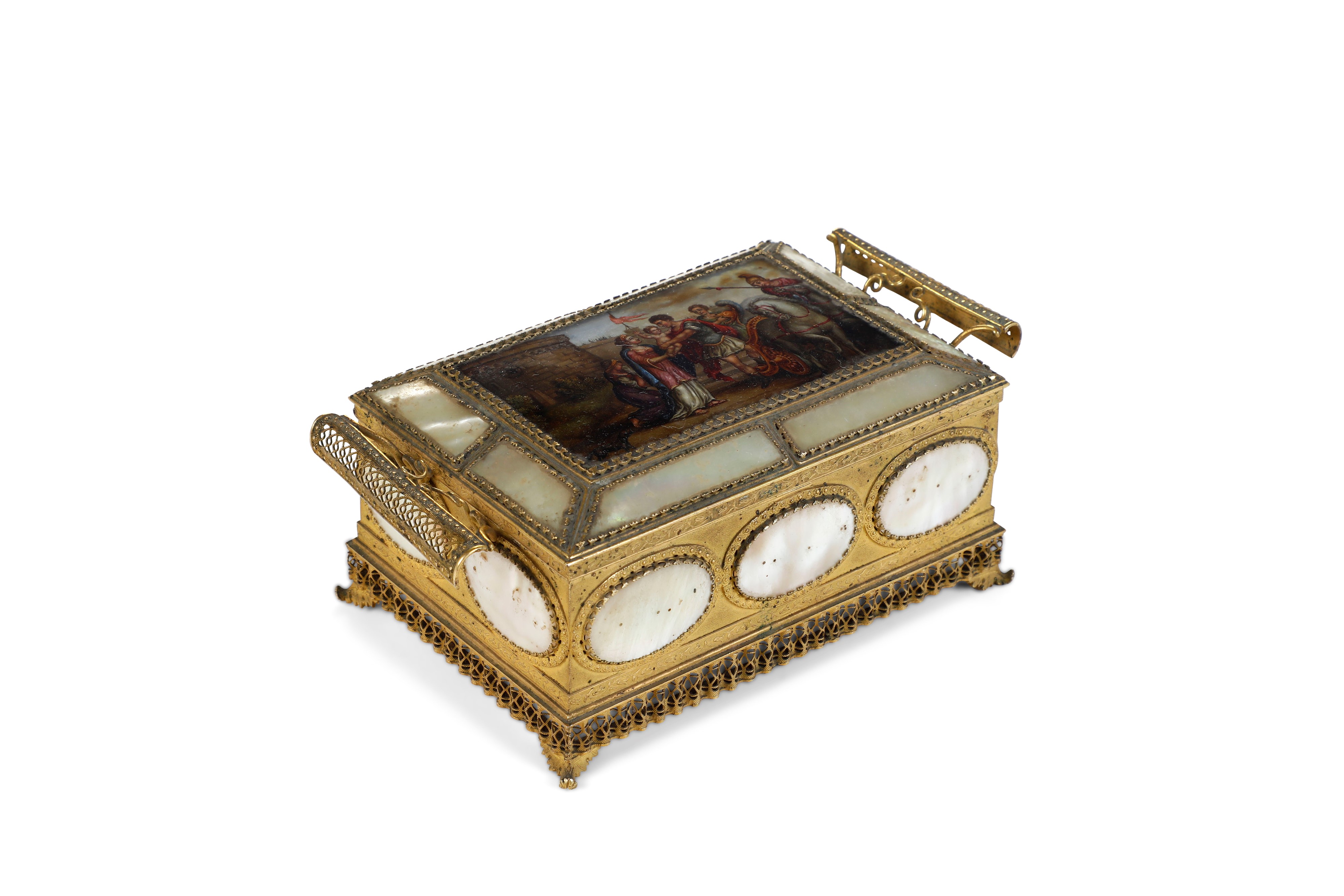 Cofanetto in bronzo dorato e madreperla con necessaire da cucito, XIX secolo