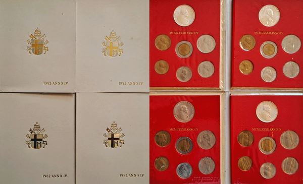 Vaticano 1982. 4 divisionali.