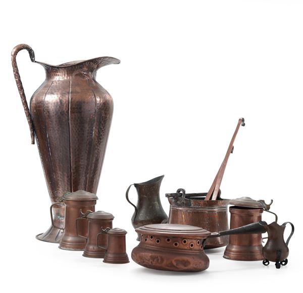 Collezione di venti oggetti in rame. Fine XIX-XX secolo