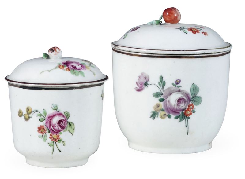 Due zuccheriere Torino, Manifattura di Vinovo, periodo Hannong, 1776-1779  - Auction Majolica and Porcelain - Cambi Casa d'Aste