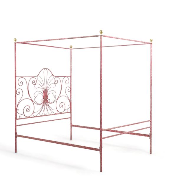 Letto a baldacchino in ferro battuto laccato