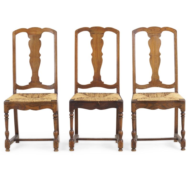 Tre sedie in legno in stile settecentesco. XIX secolo  - Asta Antiquariato - Cambi Casa d'Aste