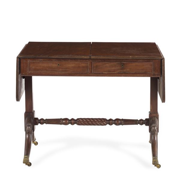 Scrivania ad alette. Fine XIX-inizi XX secolo